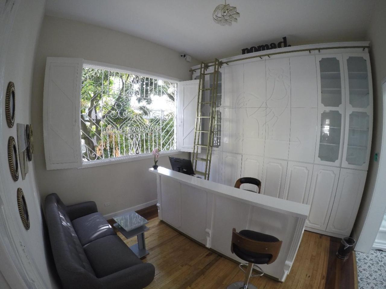 Nomad Hostel Medellín Extérieur photo
