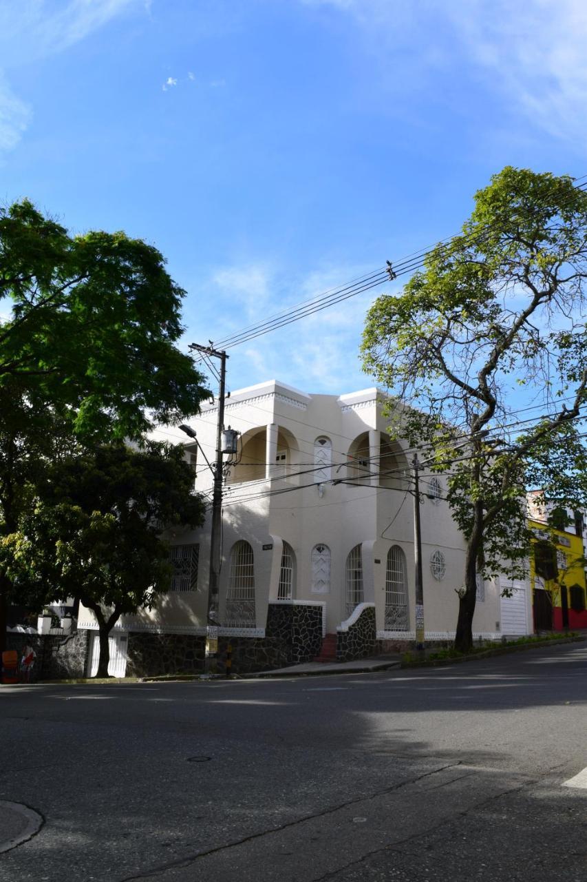 Nomad Hostel Medellín Extérieur photo