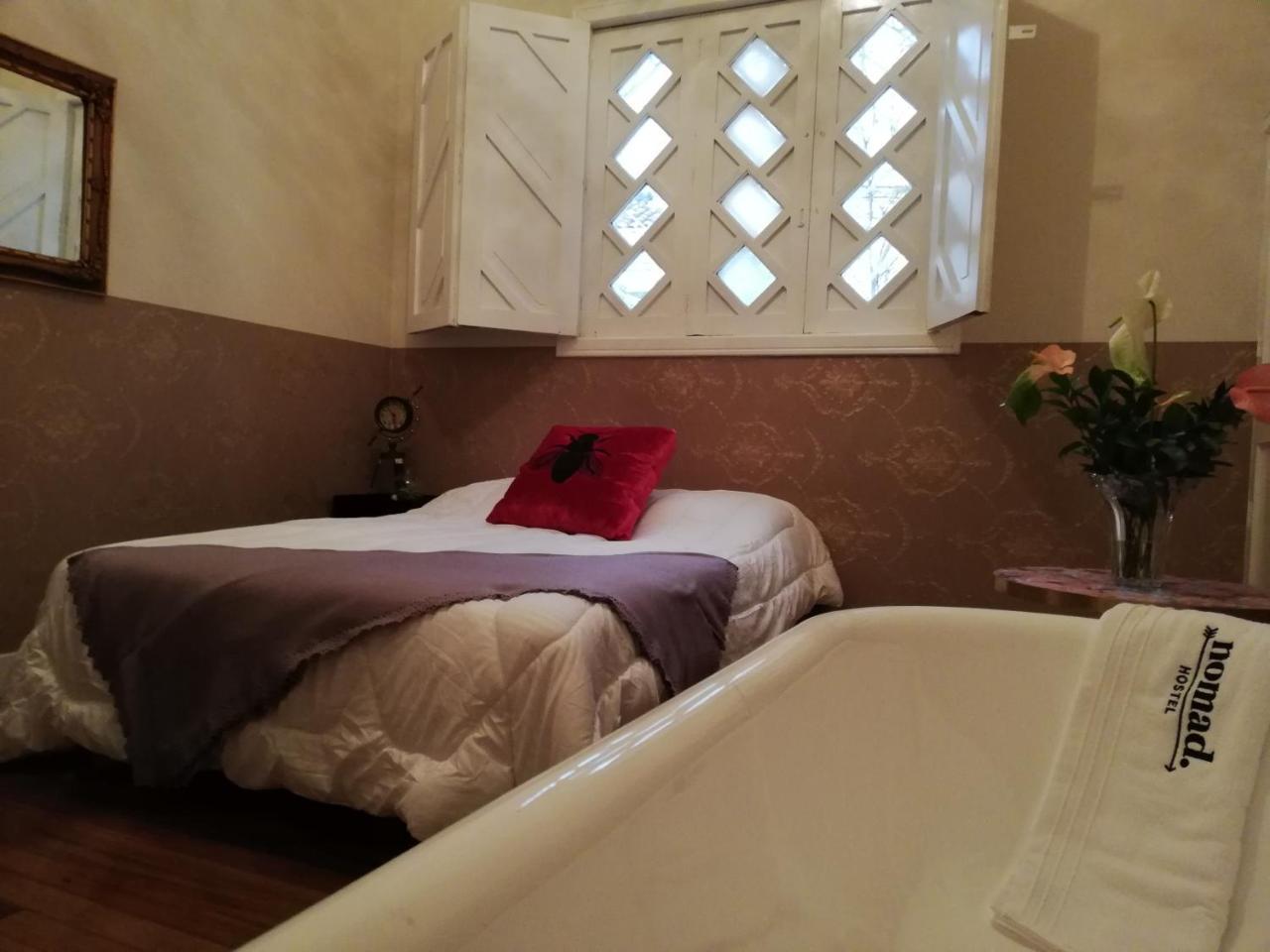 Nomad Hostel Medellín Extérieur photo