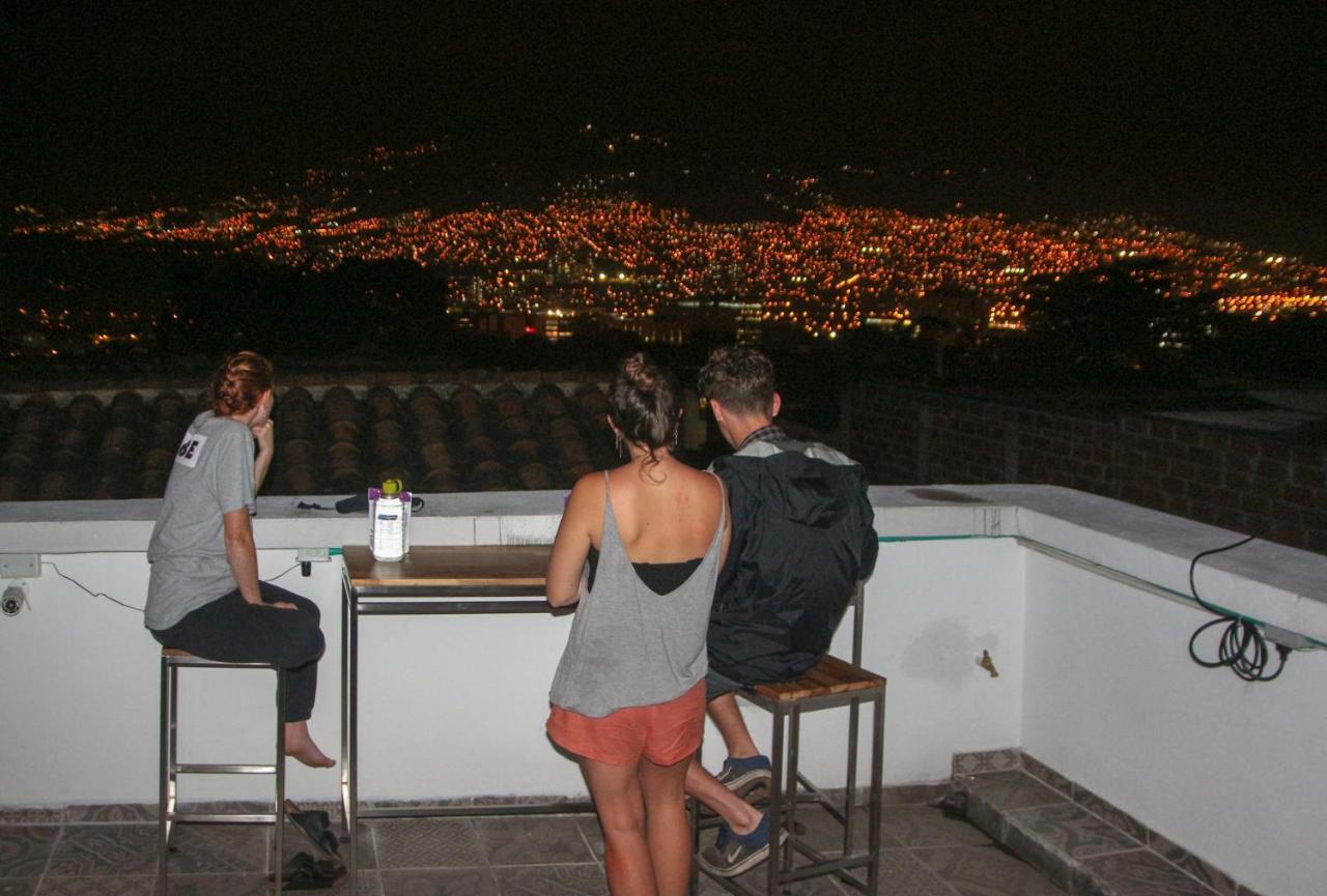 Nomad Hostel Medellín Extérieur photo